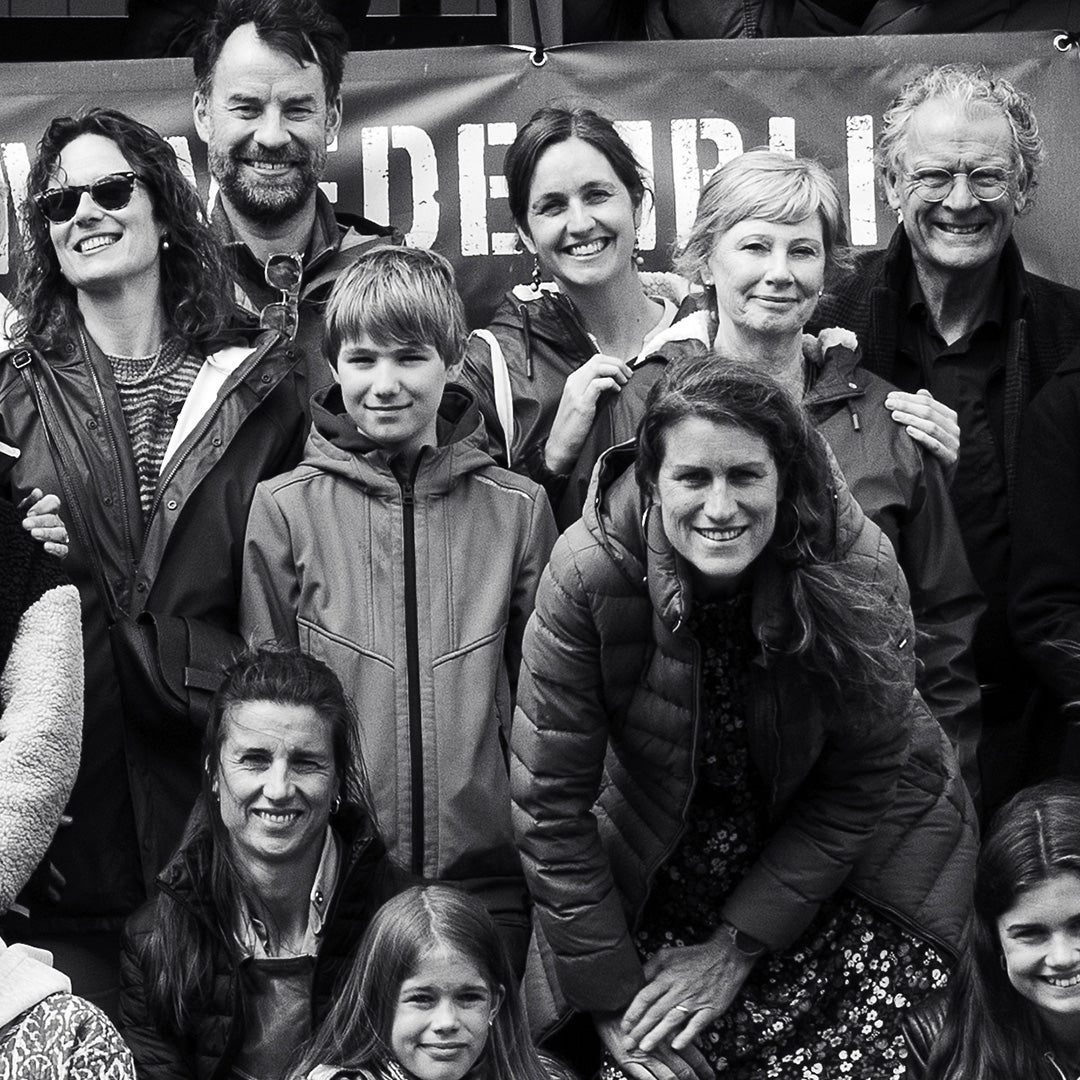 Groepsfoto Familie Boon 2025, Zwart Wit